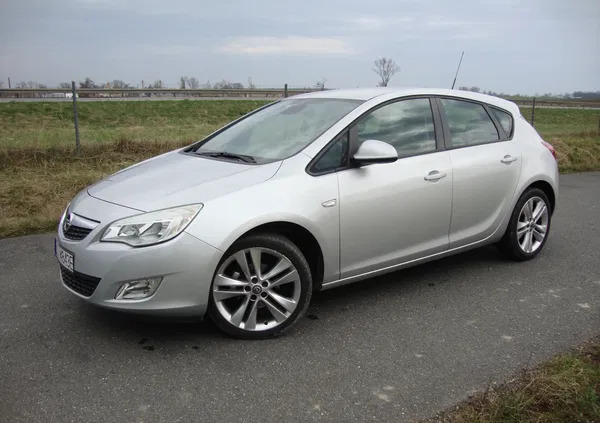 dolnośląskie Opel Astra cena 20000 przebieg: 219000, rok produkcji 2011 z Syców